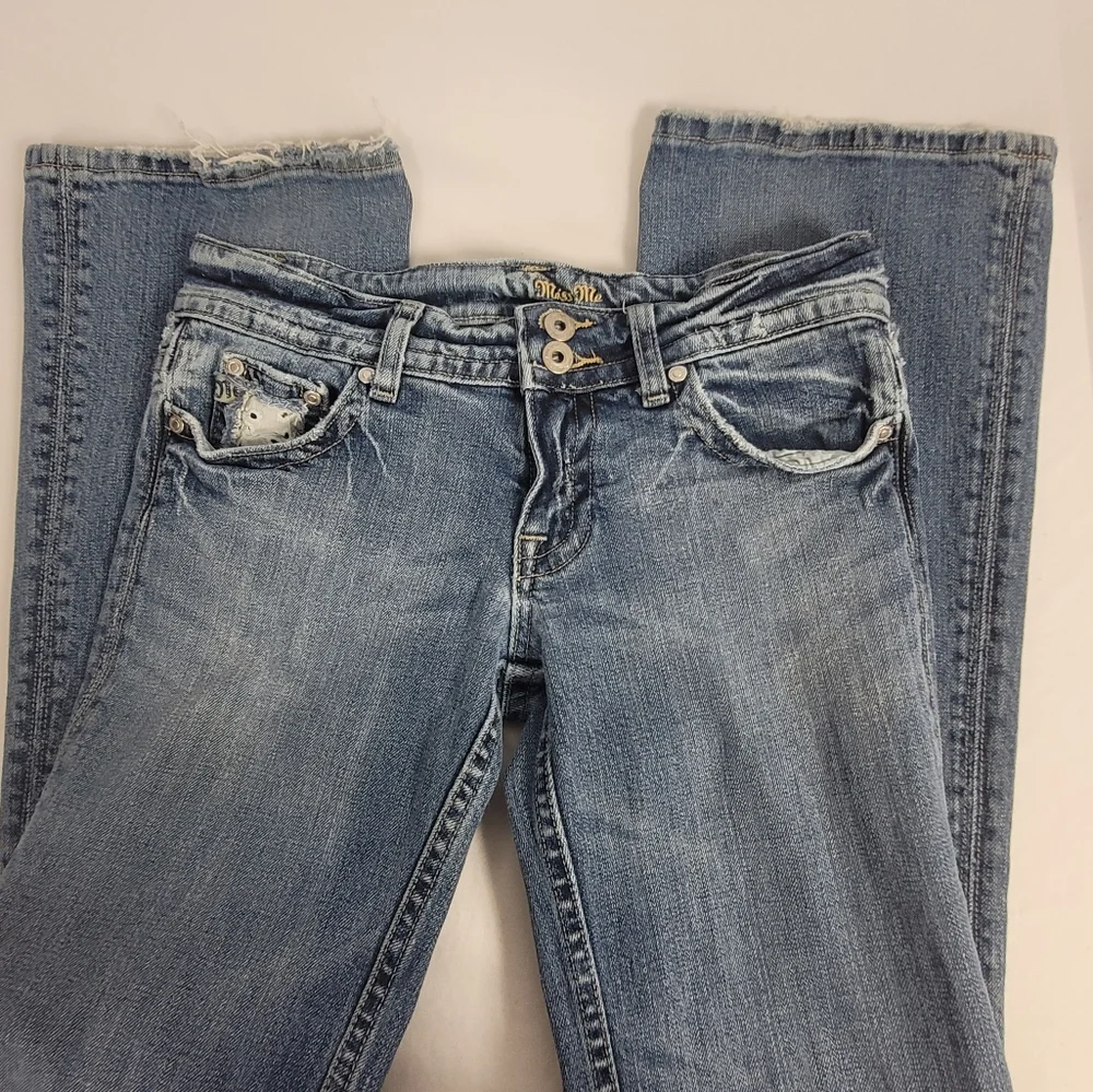 Miss Me Rare Hard To Find *White Eyelet Bootcut Jeans Size 27